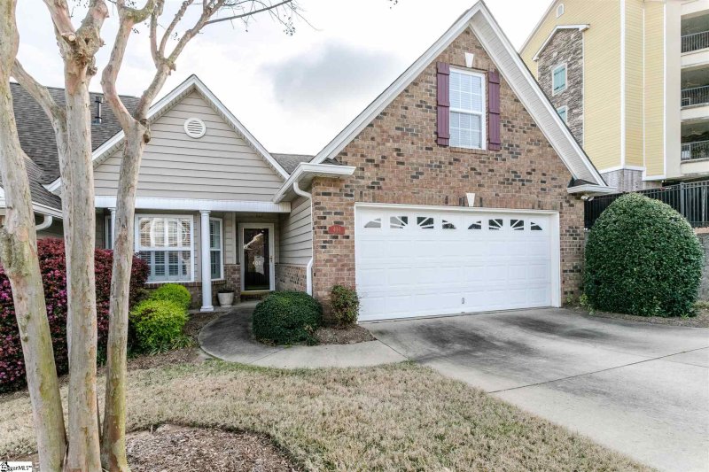 Property image 4 at 400 Falling Rock Way, Greenville, SC 29615