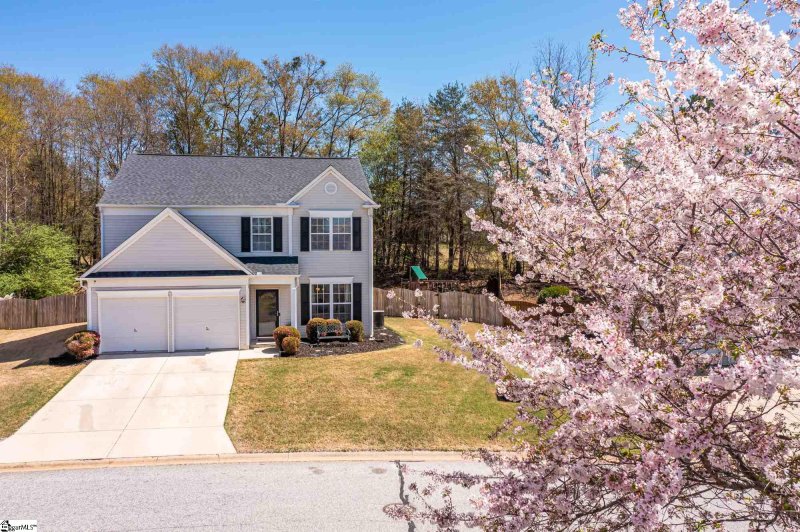 Property image 2 at 104 Eagleston Lane, Simpsonville, SC 29680