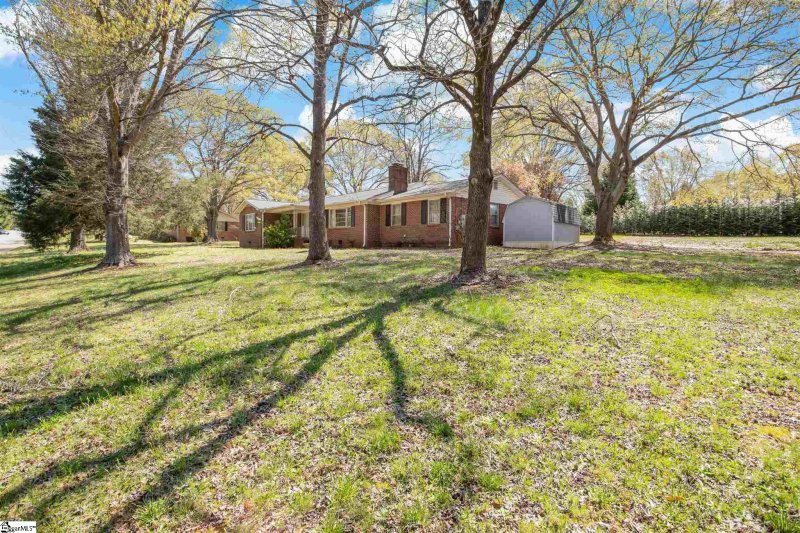 Property image 2 at 413 Chick Springs Road, Greer, SC 29650