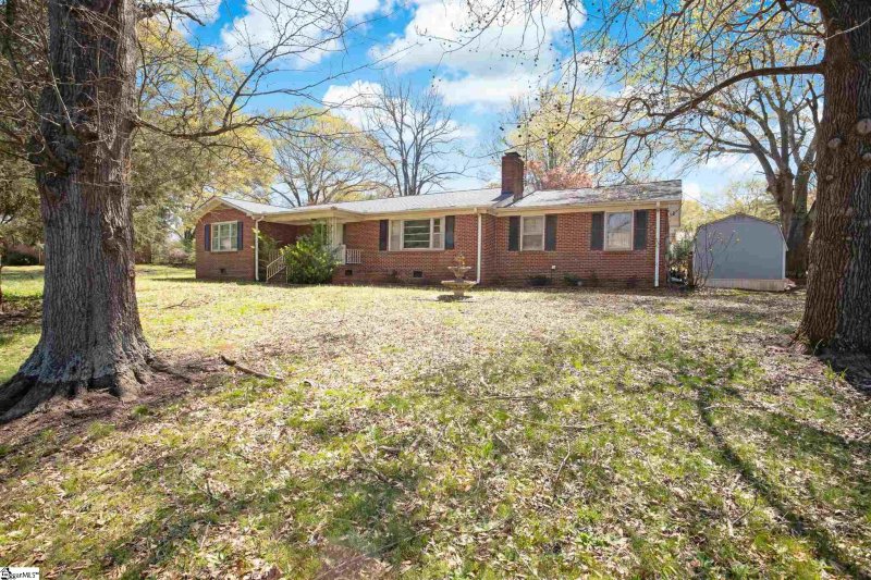 Property image 3 at 413 Chick Springs Road, Greer, SC 29650