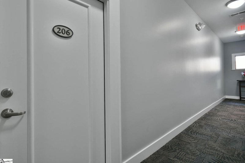 Property image 2 at 224 S Laurens Street, Greenville, SC 29601