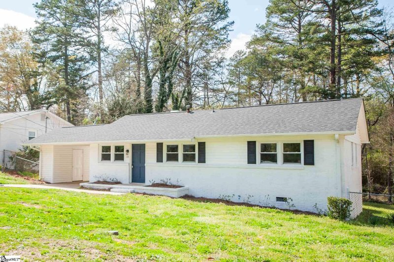 Property image 2 at 226 W Castle Drive, Greenville, SC 29605