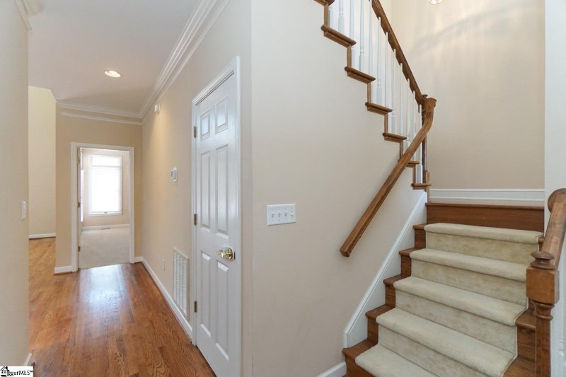 Property image 4 at 114 Club House Court, Taylors, SC 29687