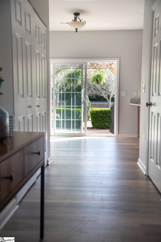 Property image 3 at 47 Perkins Court, Greer, SC 29651