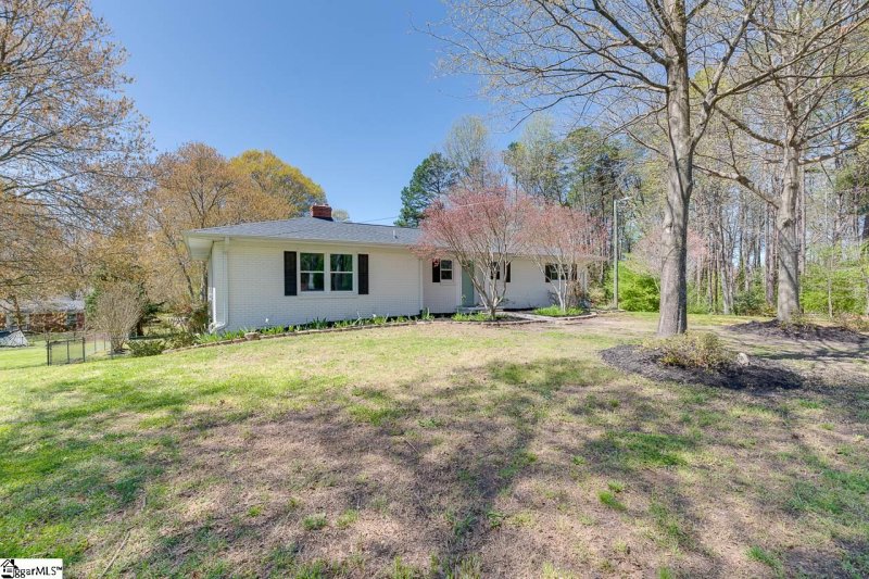 Property image 4 at 102 George Street, Easley, SC 29642