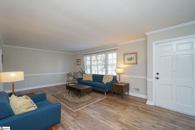 Property image 3 at 405 Brook Glenn Road, Taylors, SC 29687