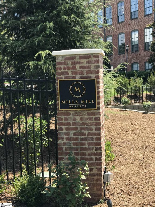 Property image 4 at 61 Millside Circle, Greenville, SC 29605