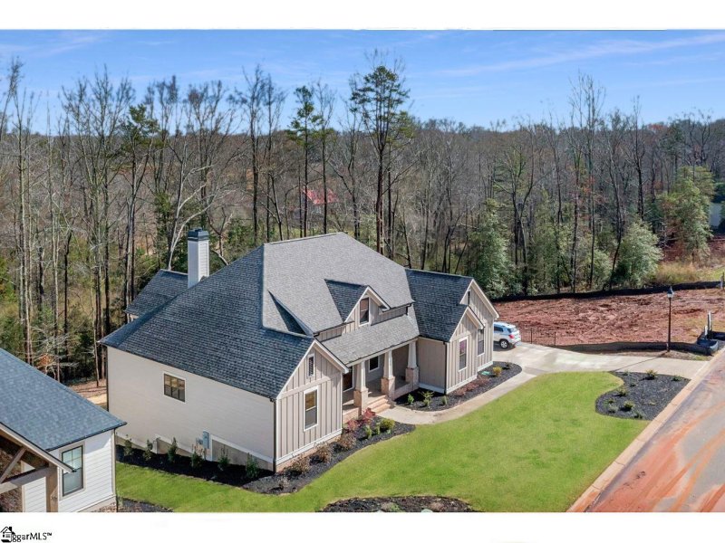 Property image 3 at 300 Braxton Meadow Drive, Simpsonville, SC 29681