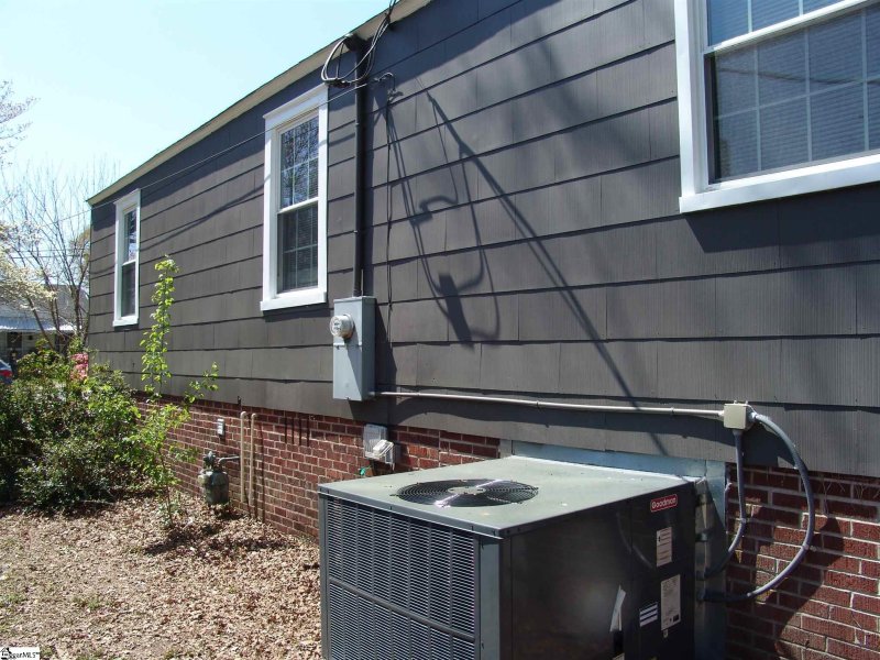 Property image 5 at 409 Gentry Street, Spartanburg, SC 29303