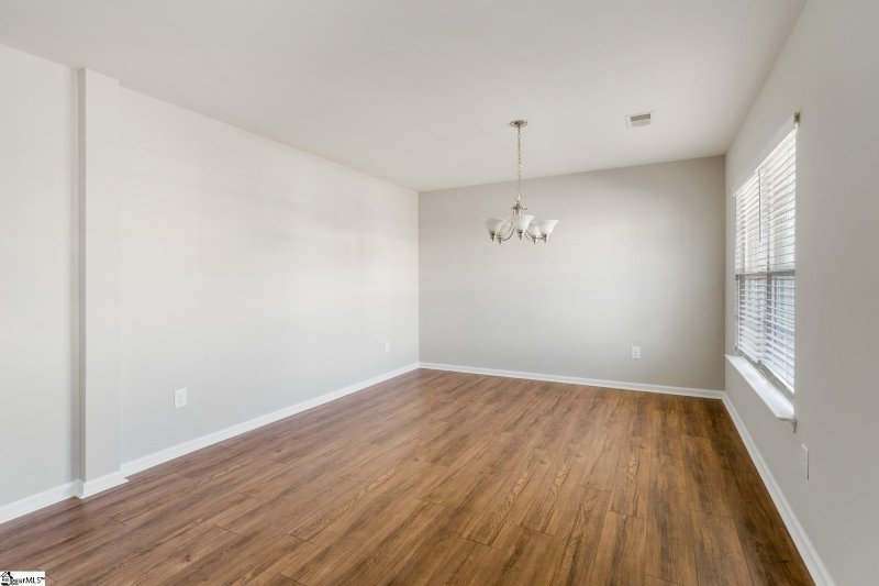 Property image 4 at 325 Victory Lane, Moore, SC 29369