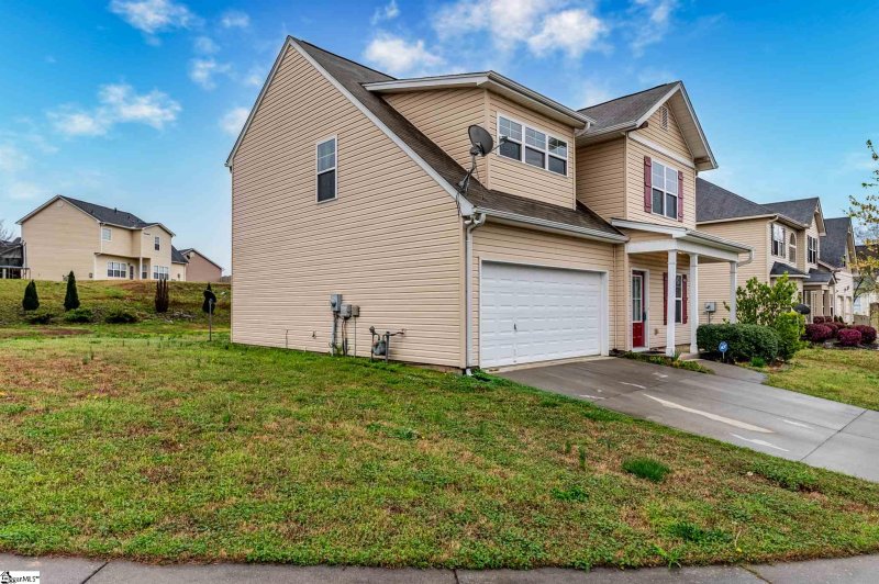 Property image 2 at 225 W Camelton Drive, Woodruff, SC 29388