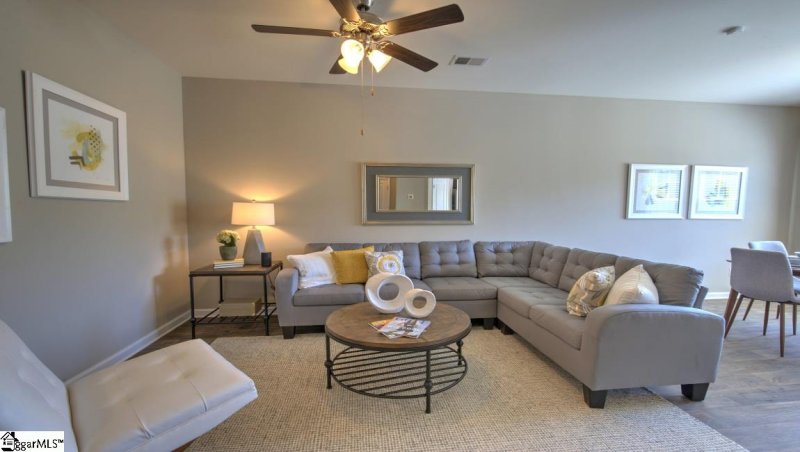 Property image 4 at 17 Moorlyn Lane, Greer, SC 29650