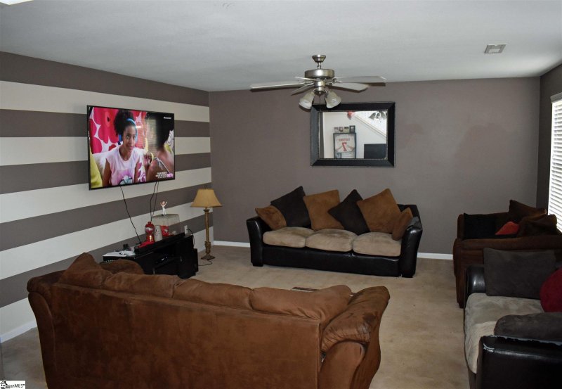 Property image 2 at 358 Collin Rogers Drive, Moore, SC 29369