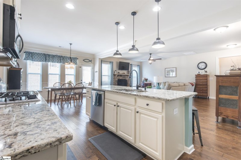 Property image 4 at 112 James Lake Way, Easley, SC 29642