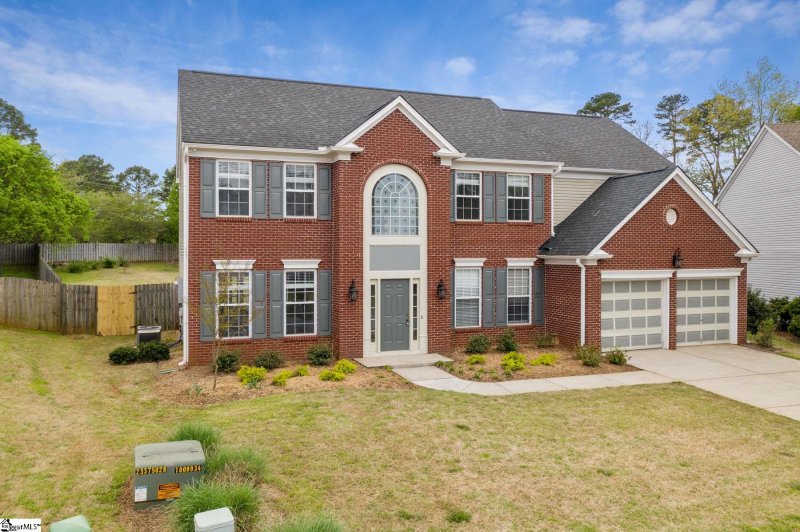 Property image 2 at 3 Blanton Lane, Greer, SC 29650
