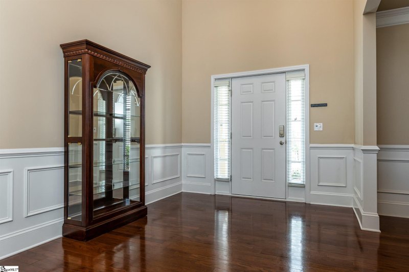 Property image 3 at 5 Crest Hill Drive, Fountain Inn, SC 29644