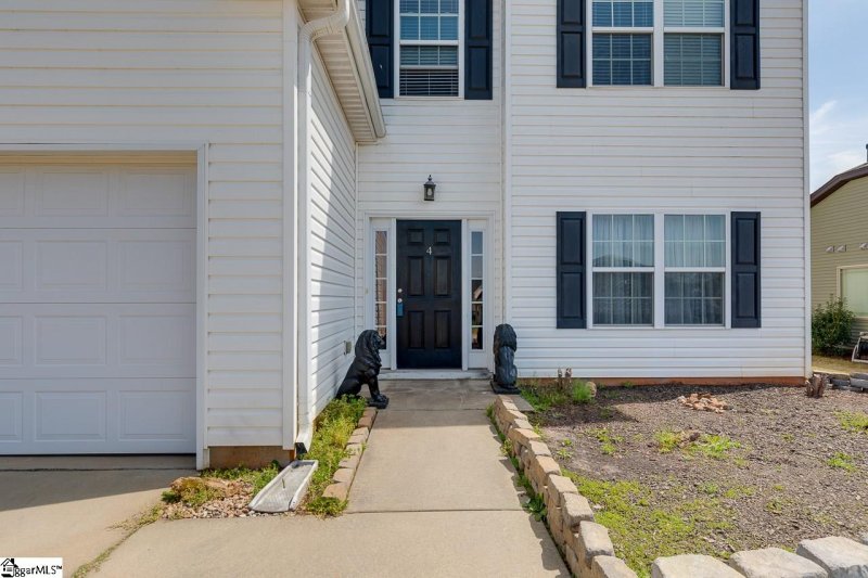 Property image 3 at 4 Hurshfield Court, Taylors, SC 29687