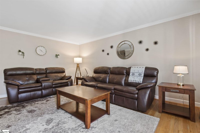 Property image 4 at 11 Marlow Lane, Taylors, SC 29687