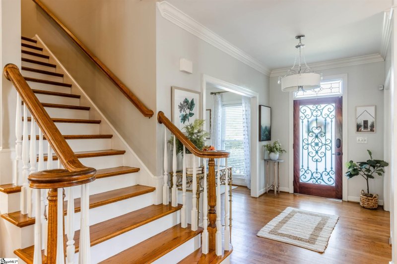 Property image 2 at 409 Beckworth Drive, Taylors, SC 29687