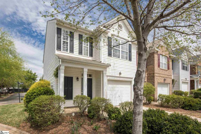 Property image 3 at 201 Chardon Place, Greenville, SC 29607