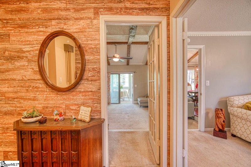 Property image 4 at 128 Stonegate Court, Easley, SC 29642