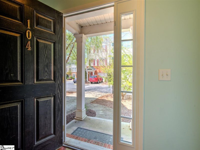 Property image 5 at 104 Chalet Place, Greenville, SC 29607