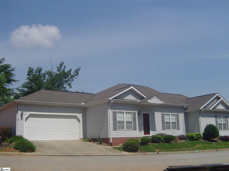 61 Huntress Drive