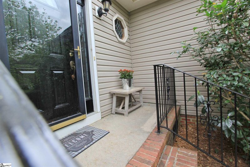 Property image 2 at 107 Rocky Chase Drive, Greenville, SC 29615