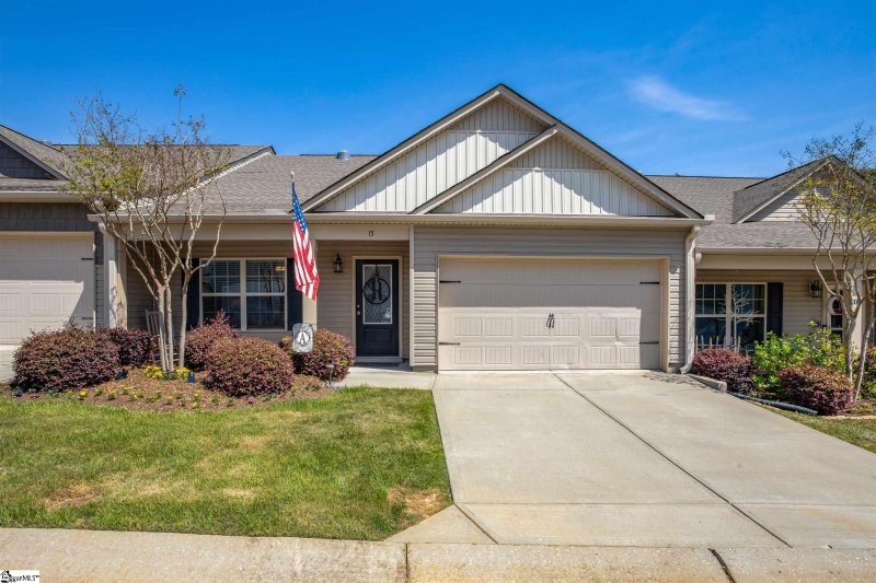 Property image 2 at 15 Endeavor Circle, Mauldin, SC 29662