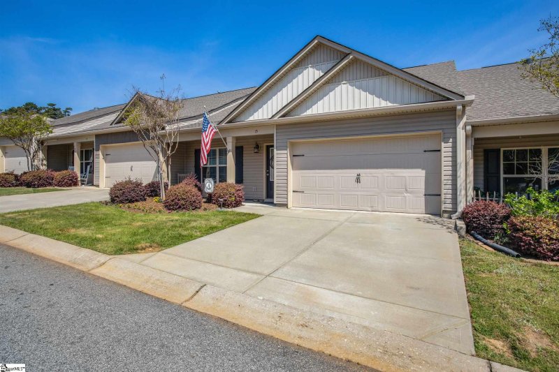 Property image 3 at 15 Endeavor Circle, Mauldin, SC 29662