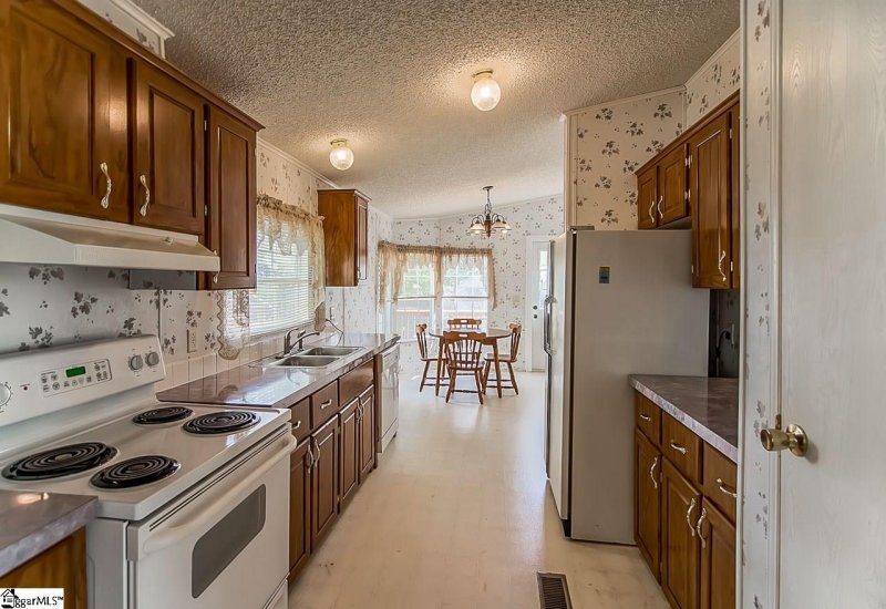 Property image 5 at 300 Mountain Lake Lane, Travelers Rest, SC 29690