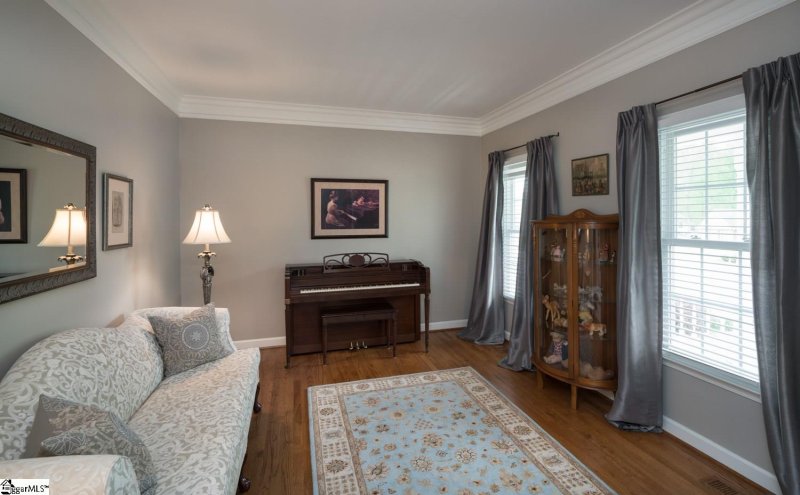 Property image 5 at 32 Silver Meadow Lane, Greer, SC 29651-5506