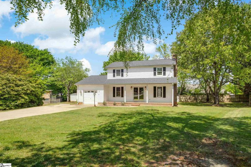 Property image 3 at 104 Julian Court, Easley, SC 29642