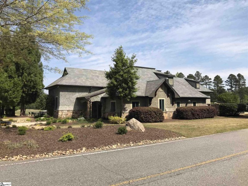 Property image 4 at 208 Autumnwood Trail, Six Mile, SC 29682
