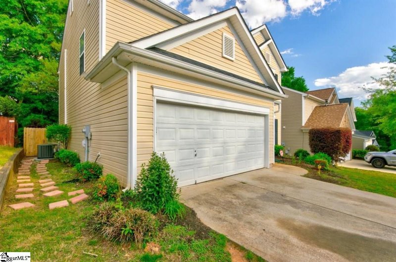 Property image 3 at 819 Terrace Creek Drive, Duncan, SC 29334