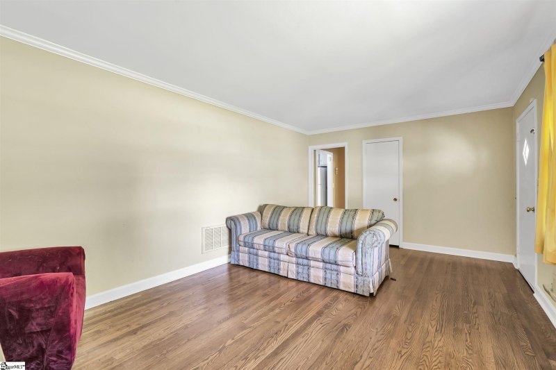 Property image 5 at 408 N Orchard Drive, Taylors, SC 29687