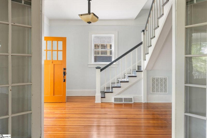 Property image 5 at 11 Poinsett Avenue, Greenville, SC 29601