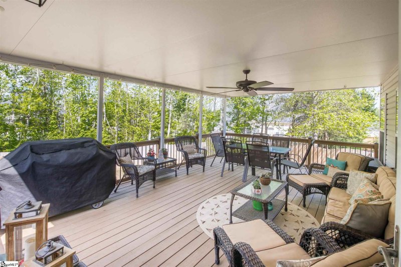 Property image 2 at 8 Moss Rose Court, Taylors, SC 29687