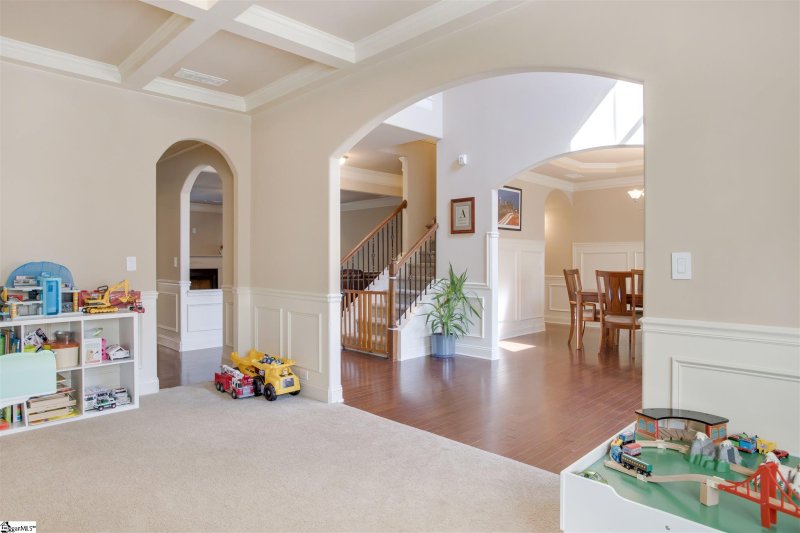 Property image 3 at 322 Heritage Point Drive, Simpsonville, SC 29681