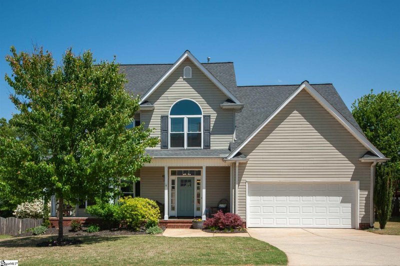 Property image 2 at 10 Hoptree Drive, Greer, SC 29650