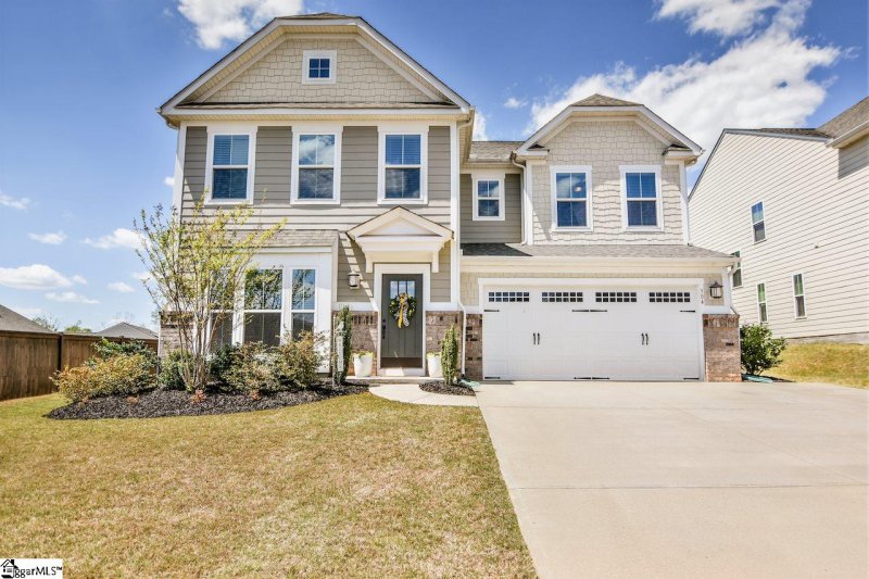 304 Bienville Place