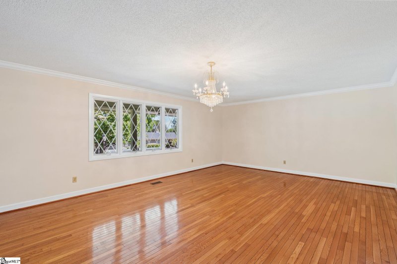 Property image 5 at 827 Butler Springs Road, Greenville, SC 29615