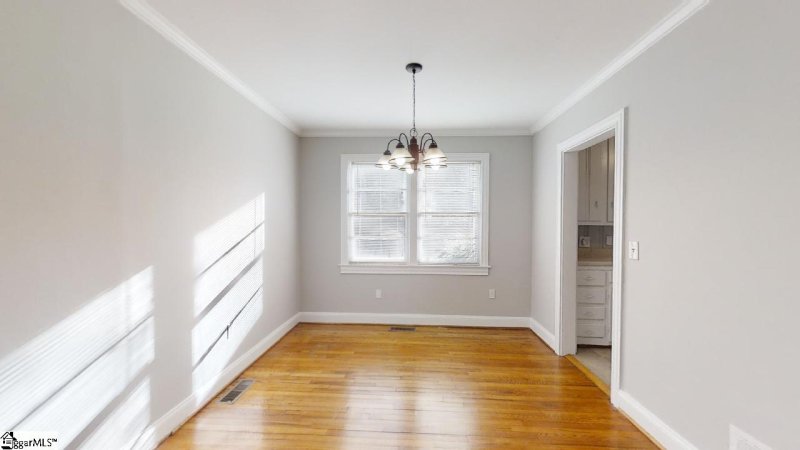 Property image 4 at 302 E Dorchester Boulevard, Greenville, SC 29605