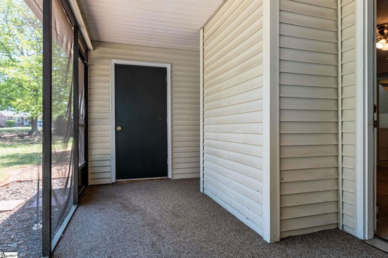 Property image 4 at 127 Shady Tree Drive, Taylors, SC 29687