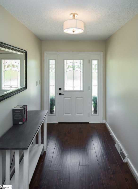 Property image 2 at 404 Summerplace Court, Greer, SC 29650