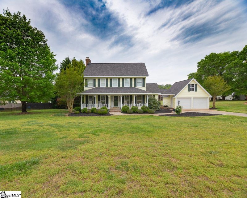 Property image 2 at 407 Syracuse Road, Easley, SC 29642