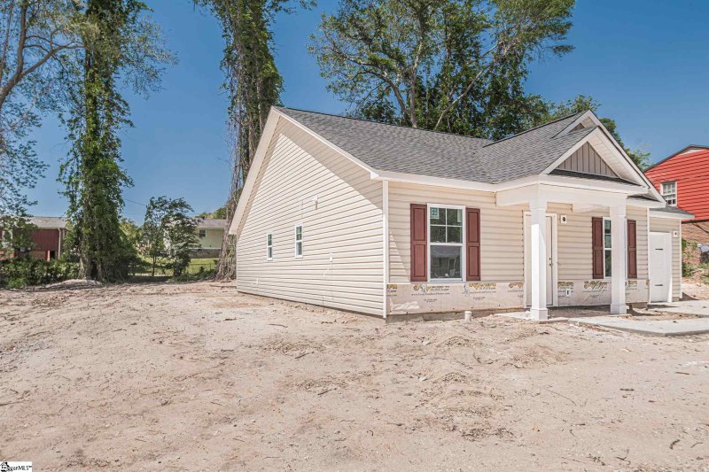 Property image 3 at 219 Stratford Road, Greenville, SC 29605