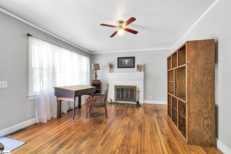 Property image 2 at 29 Twin Springs Drive, Greenville, SC 29605