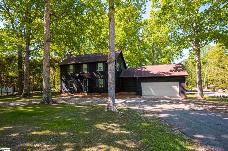 Property image 2 at 535 Royal Oak Drive, Spartanburg, SC 29302