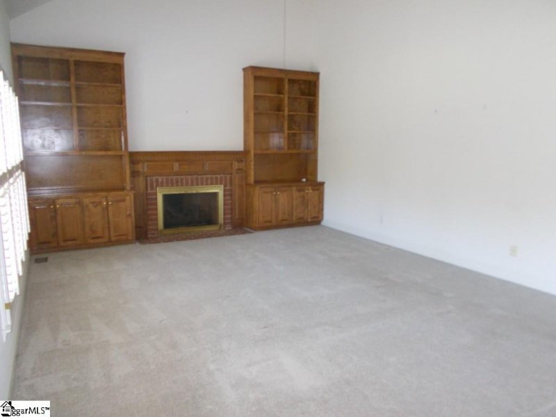 Property image 2 at 205 Meadowsweet Lane, Greenville, SC 29615